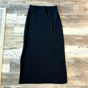 SHEIN black ribbed maxi skirt with side slit-NEW!